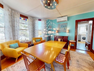 14 Water St, Vinalhaven, ME 04863