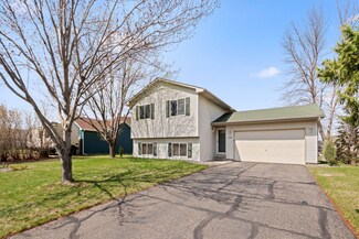 115 Bluestem Ave, Shakopee, MN 55379