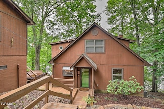 490 Hideaway Farm Rd, Piney Flats, TN 37686