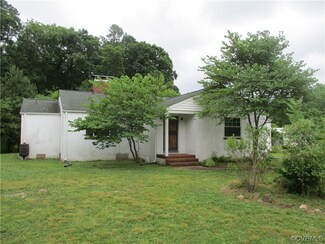 2409 Burgess Rd, Chester, VA 23836