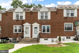 56 Mermont Cir, Darby, PA 19023
