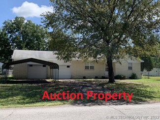 106 S Vann St, Chouteau, OK 74337