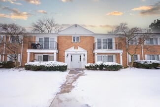 1100 N Farnsworth Ave Unit 2F, Aurora, IL 60505