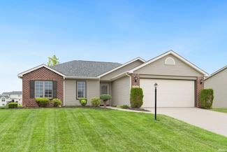 12210 Tumblebrook Ln, Fort Wayne, IN 46818
