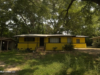 1136 Killarney St, Jackson, MS 39212