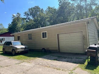 104 Bungalow Rd, Charleston, WV 25306