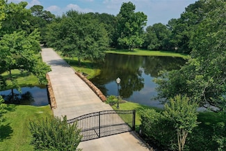 12126 Zion Rd, Tomball, TX 77375