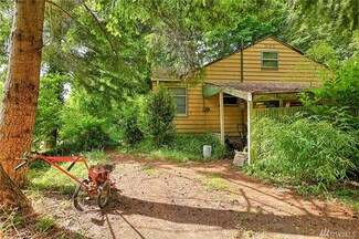 18511 94th Ave NE, Bothell, WA 98011