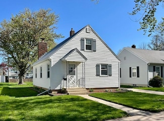 603 8th Ave, Charles City, IA 50616