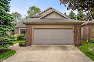 92 Donze Ct Unit 68, Tallmadge, OH 44278
