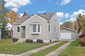 402 11th Ave SW, Austin, MN 55912