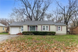 8107 Antioch Rd, Overland Park, KS 66204