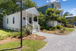 2207 Government St Unit 22, Ocean Springs, MS 39564
