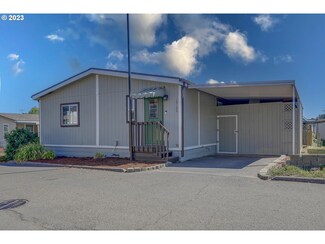 15100 SE 122nd Ave Unit 50, Clackamas, OR 97015