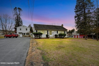 1187 Appenzeller Ave, Stroudsburg, PA 18360