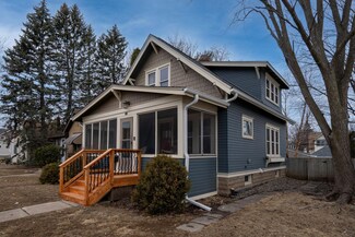 889 Ivy Ave E, Saint Paul, MN 55106
