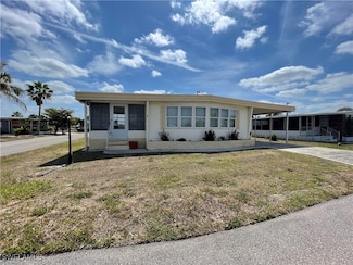 5518 Back Bay Bend, North Fort Myers, FL 33917