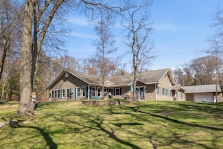5301 Pine Beach Rd, Brainerd, MN 56401