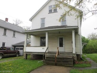 503 E Clark St, East Palestine, OH 44413
