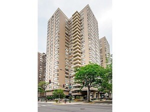 6301 N Sheridan Rd Unit 6J, Chicago, IL 60660