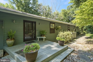 9320 Baker St, Owings, MD 20736