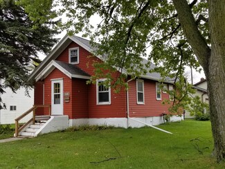 402 7th Ave SE, Pipestone, MN 56164