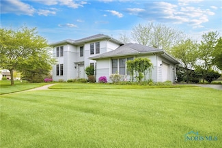 8631 Stone Post Rd, Sylvania, OH 43560