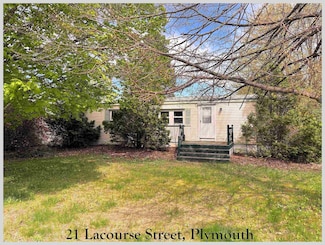 21 Lacourse St, Plymouth, NH 03264