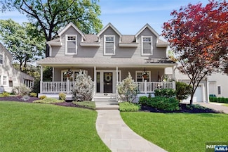 56 James St, Westwood, NJ 07675