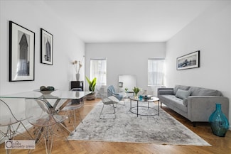 57 W 58th St Unit 10E, New York, NY 10019