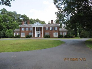 600 Turnbull St, Lawrenceville, VA 23868