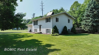5612 Jay Rd, Vassar, MI 48768
