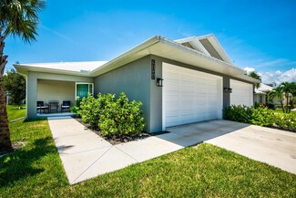 215 Lewis Cir Unit 111, Punta Gorda, FL 33950