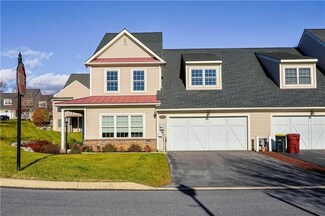 5518 Thornberry Ct, Whitehall, PA 18052