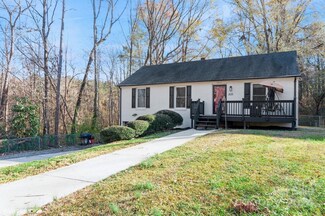 2015 Parkdale Ave, Gastonia, NC 28052
