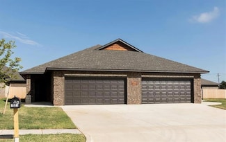 7520 Redbud Villas Ct Unit A, Oklahoma City, OK 73169