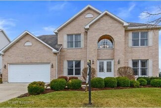 2179 W Thornwood Dr, South Elgin, IL 60177