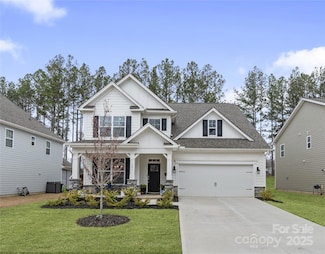 141 Rhuidean Ct, Troutman, NC 28166