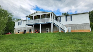 197 Brook Ln, Concord, VA 24538