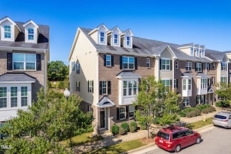 4014 Kentworth Dr, Holly Springs, NC 27540