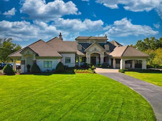 6800 S Lakota Ridge Ln, Columbia, MO 65203