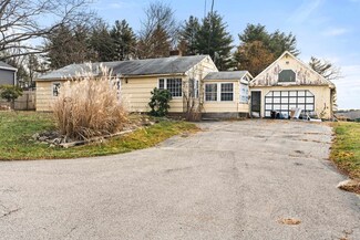 18 Pearson Dr, Dover, NH 03820