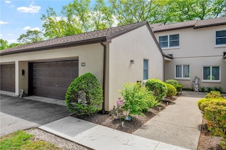 2970 Mendon Rd Unit 154, Cumberland, RI 02864
