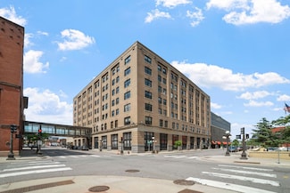406 Wacouta St Unit 601, Saint Paul, MN 55101