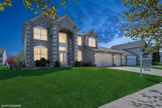 303 Hemlock Ln, Oswego, IL 60543