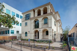 1211 9th St Unit 200, Santa Monica, CA 90401