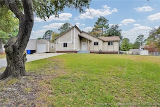 2008 Dockside Dr, Fayetteville, NC 28304