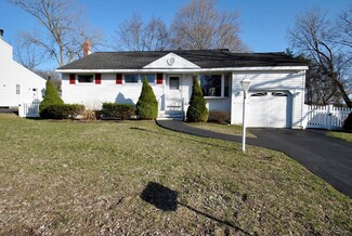 14 Castle Ct, Albany, NY 12211