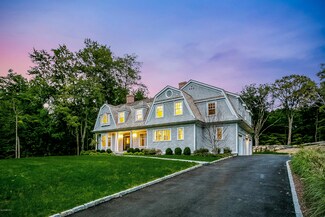 323 Cognewaugh Rd, Cos Cob, CT 06807