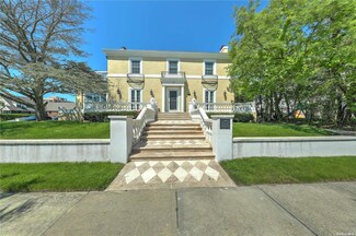 159 Magnolia Blvd, Long Beach, NY 11561
